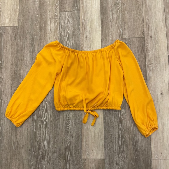 Wilfred yellow strapless cropped long sleeve blouse - Picture 1 of 2